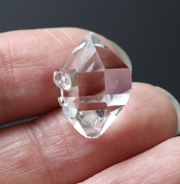 IMG 1070 700r - ツーソンから待望のハーキマーダイヤモンドが到着しました！