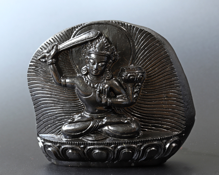 IMG 1167 1 - ネパールの至宝 あの大人気サリグラムの仏像が限定入荷！