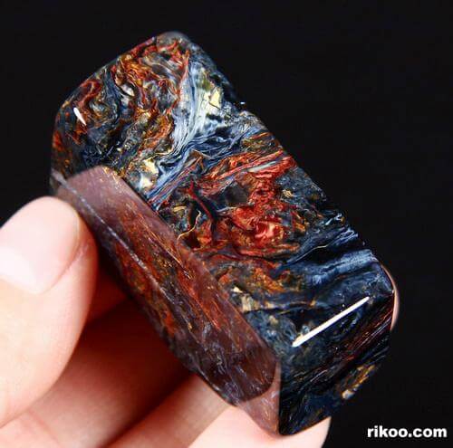 Pietersite Rough Gemstone 06 - ピーターサイト意味と効果について｜2023年版【パワーストーン専門家監修】