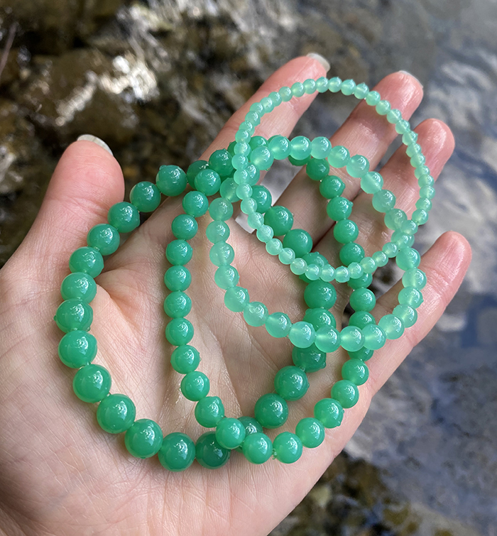 強化された「神が清めし御霊を入れた霊石」をご紹介いたします