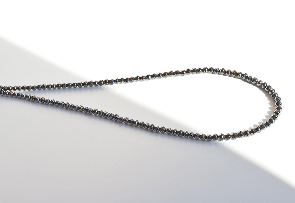 IMG 2500 - 最高品質ブラックダイヤモンドの大玉ブレスレット・ネックレスのご紹介です♪