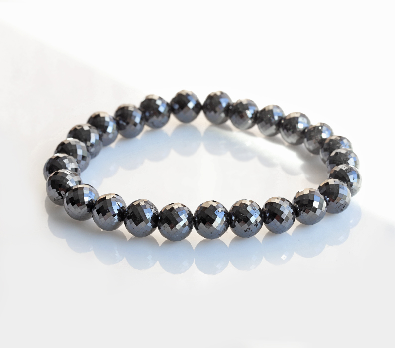IMG 2578 - 最高品質ブラックダイヤモンドの大玉ブレスレット・ネックレスのご紹介です♪