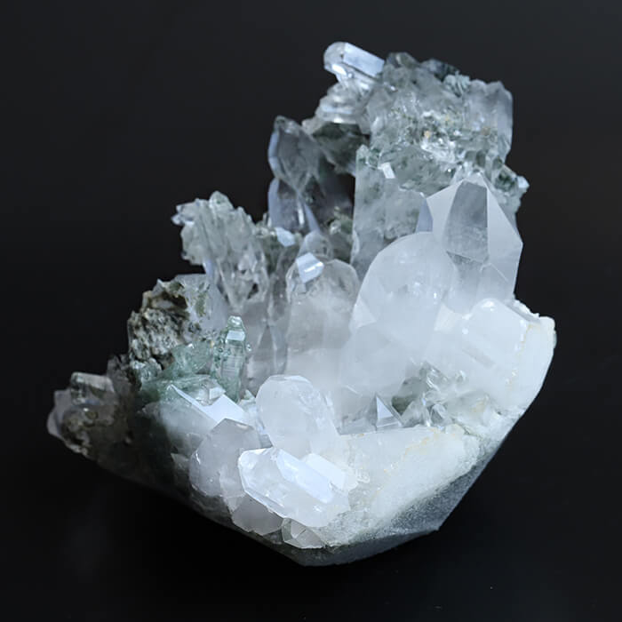 IMG 7342 700a - 力のある石の浄化にインド産ヒマラヤ水晶クラスターのご紹介です♪