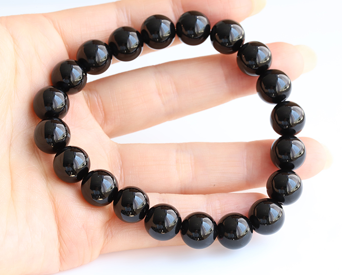 IMG 6980 700a - 30日12：00~モリオンブレスレットのご紹介です