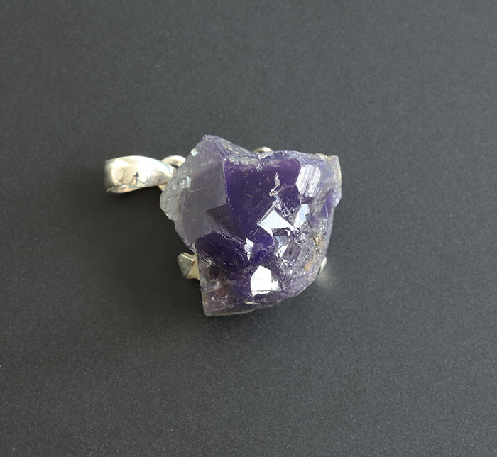 フローライトペンダント