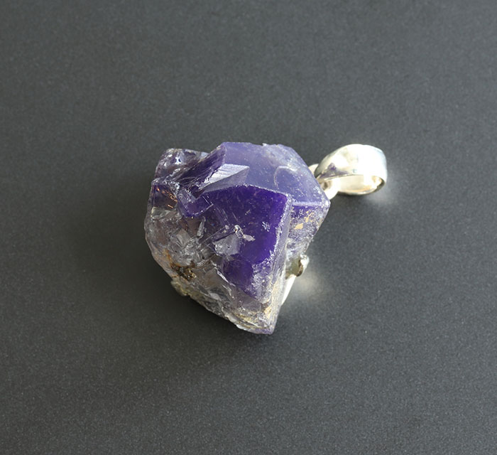 フローライトペンダント