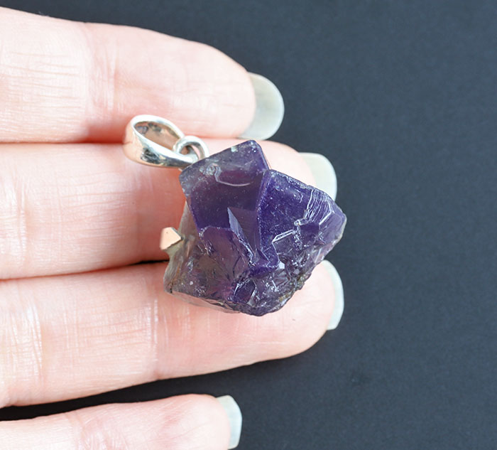 フローライトペンダント