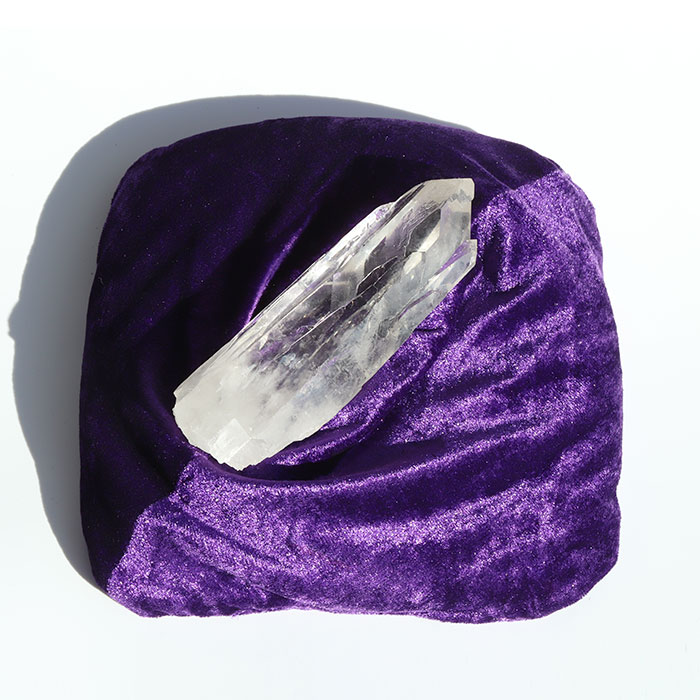 石のクッション