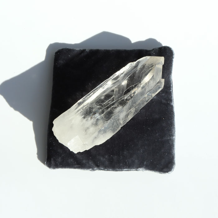 石のクッション