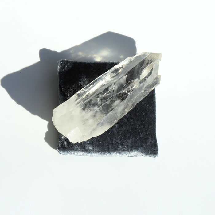 石のクッション