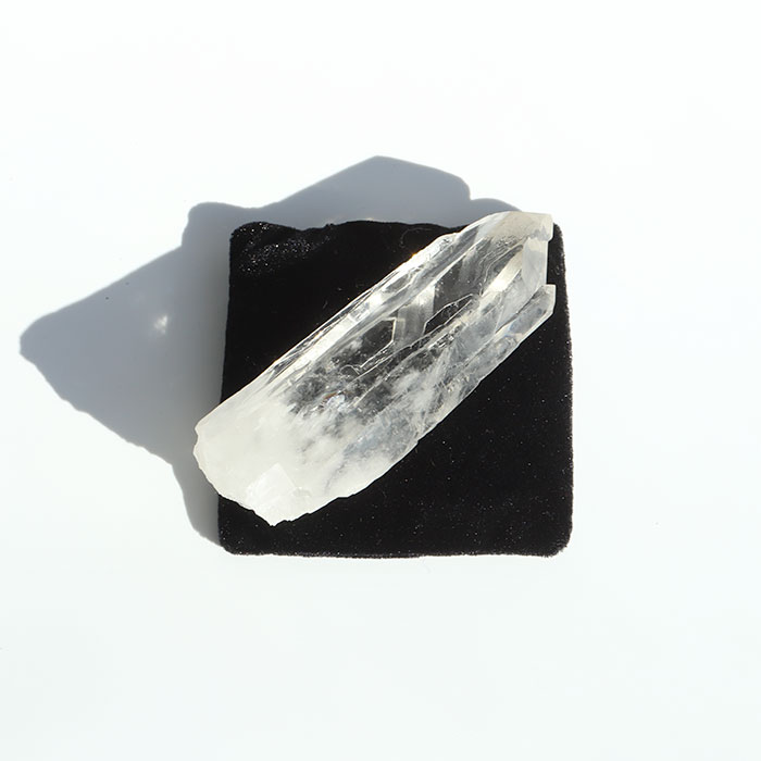 石のクッション