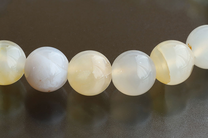 ナチュラルカラーの赤瑪瑙 カーネリアン