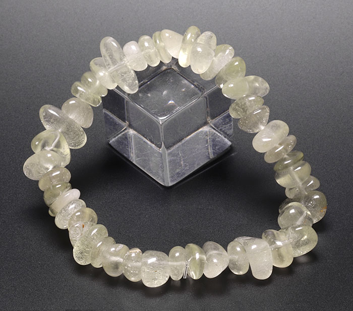 リビアングラス