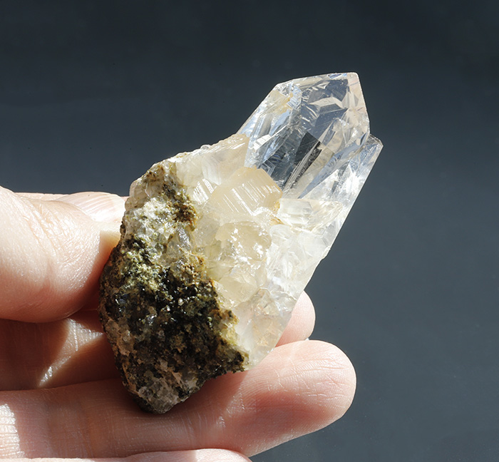 モンドクオーツ