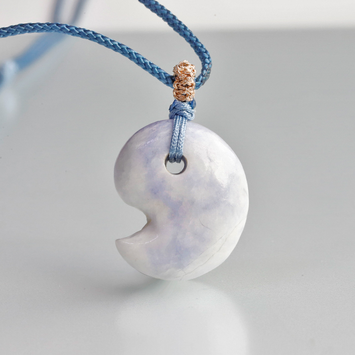 鑑別書付】糸魚川翡翠の勾玉