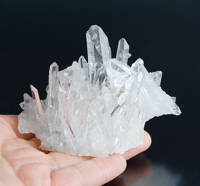 【高品質！】アーカンソー水晶 BIGポイント くっきり△ 高品質！】アーカンソー水晶 BIGポイント くっきり△ 【公式通販】