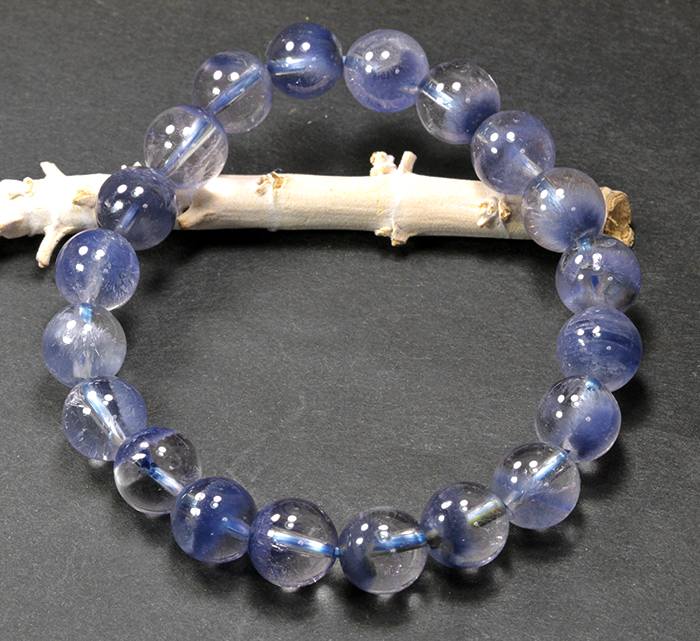 デュモルチライトインクォーツ