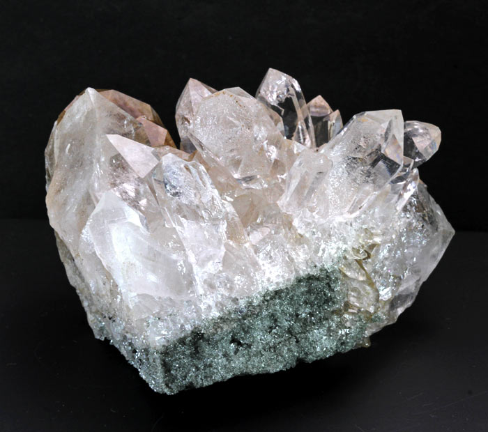 インド・ヒマーチャルプラディッジュ州・パールヴァティ渓谷、マニハール産ルチルクオーツ